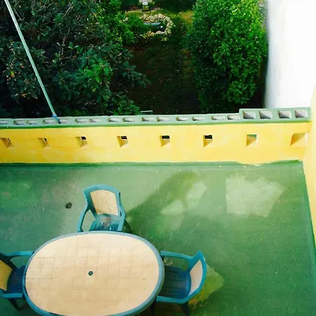 House & Garden Near Sea * Zonqor